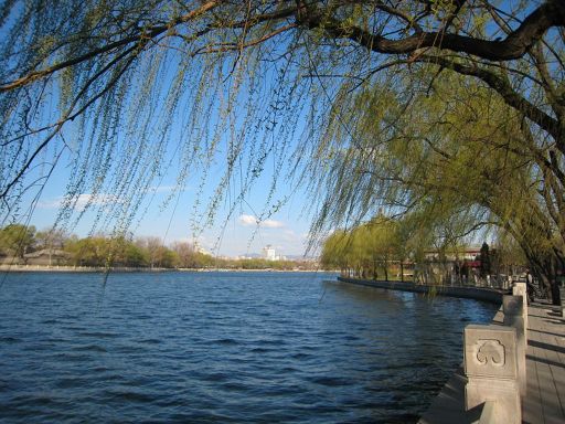 800px-Beijing_Shichahai.jpg