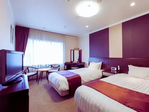 Hida Plaza Hotel or similar 希达广场酒店或同等级.webp