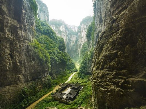 Wulong National Park, Chongqing, China， 天生三桥.jpg