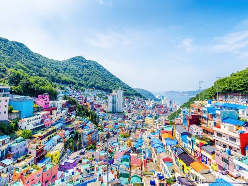 Busan Gamcheon-Culture-Village.jpg